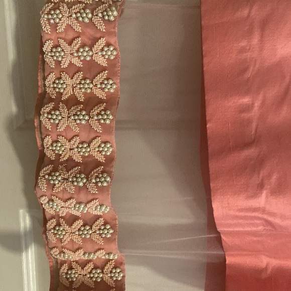 Beautiful runway piece from TATA NAKA - Picture 8 of 10